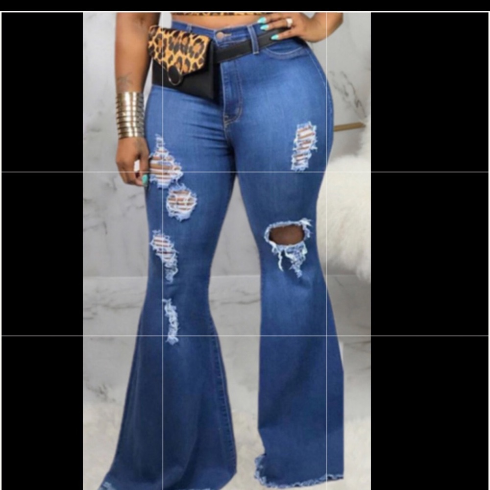 Sexy Bell Bottom Jeans